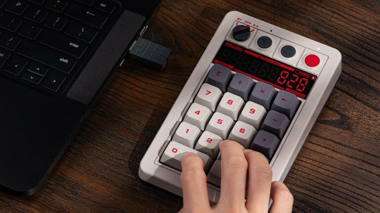 8BitDo Retro 18 Mechanical Numpad has a PC numpad and calculator with a retro design