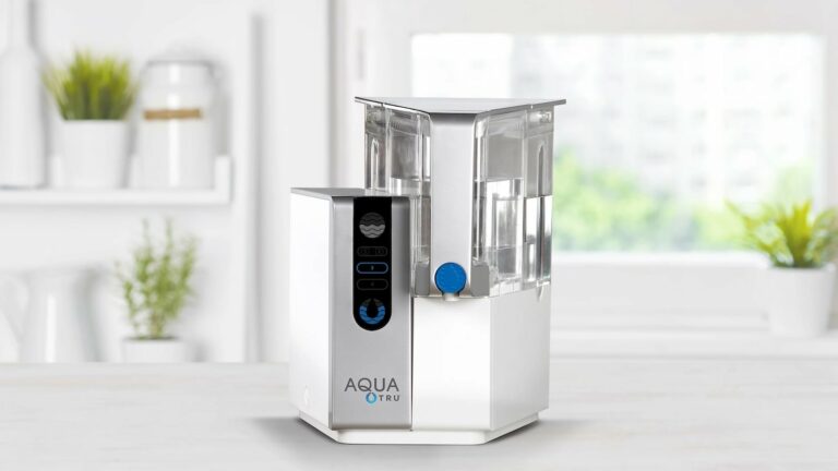 AquaTru Classic: Countertop water purification system by AquaTru on Gadget Flow