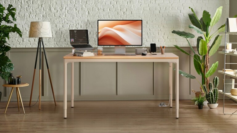 Autonomous SmartDesk Levitate adjustable standing desk caters to comfort and productivity