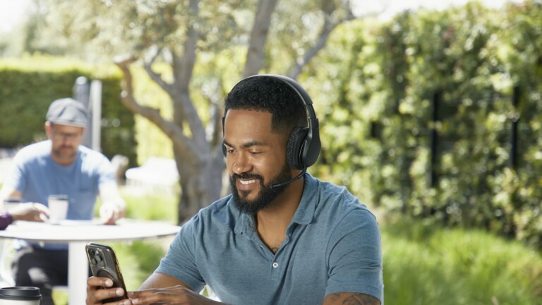 Belkin SoundForm Adapt headset provides call clarity with a boom microphone and ENC