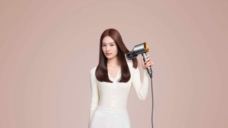 Dyson Flyaway smoother attachment for hair dryers hides frizz using the Coanda effect