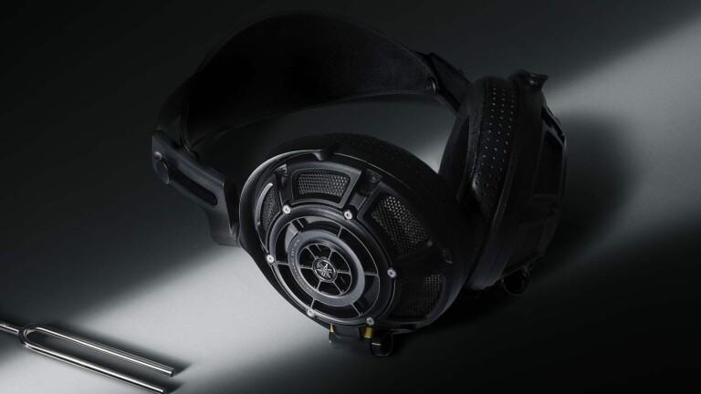 Yamaha YH-5000SE headphones use the iconic ORTHODYNAMIC drivers for stunning sound