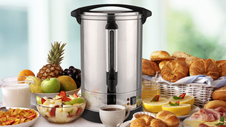 Zulay Commercial Coffee Urn gives 100 perfect cups of coffee at once for any season